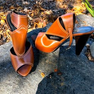 Donald J Pliner COUTURE heels